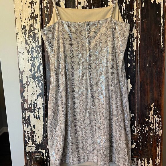 Free People Endless Rose NWT sequined spaghetti strap metallic cocktail dress. - Picture 3 of 12